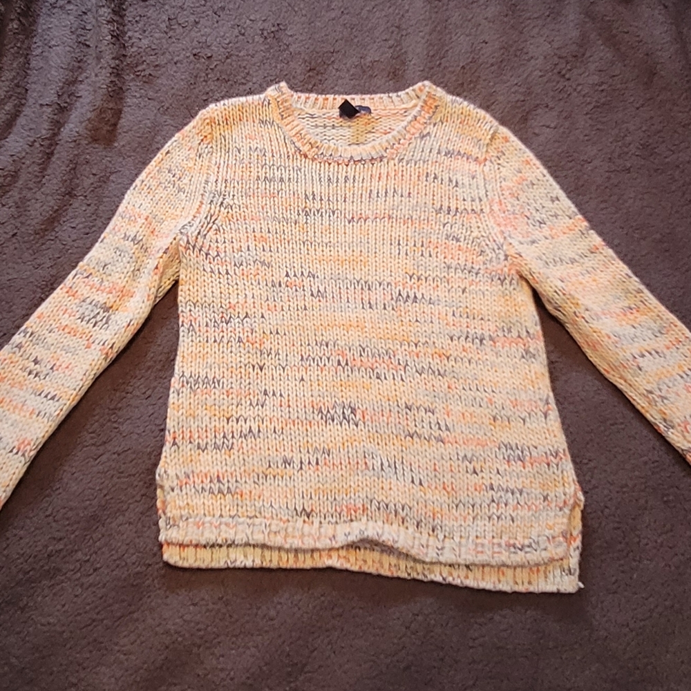 GAP sweater